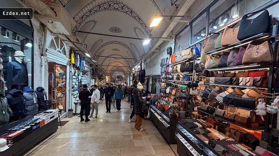 کیف و کفش در گرند بازار